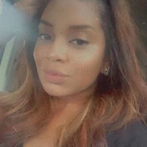 Meet your Posher, Alexia